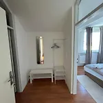 Alea Quarto em Acomodações Particulares *